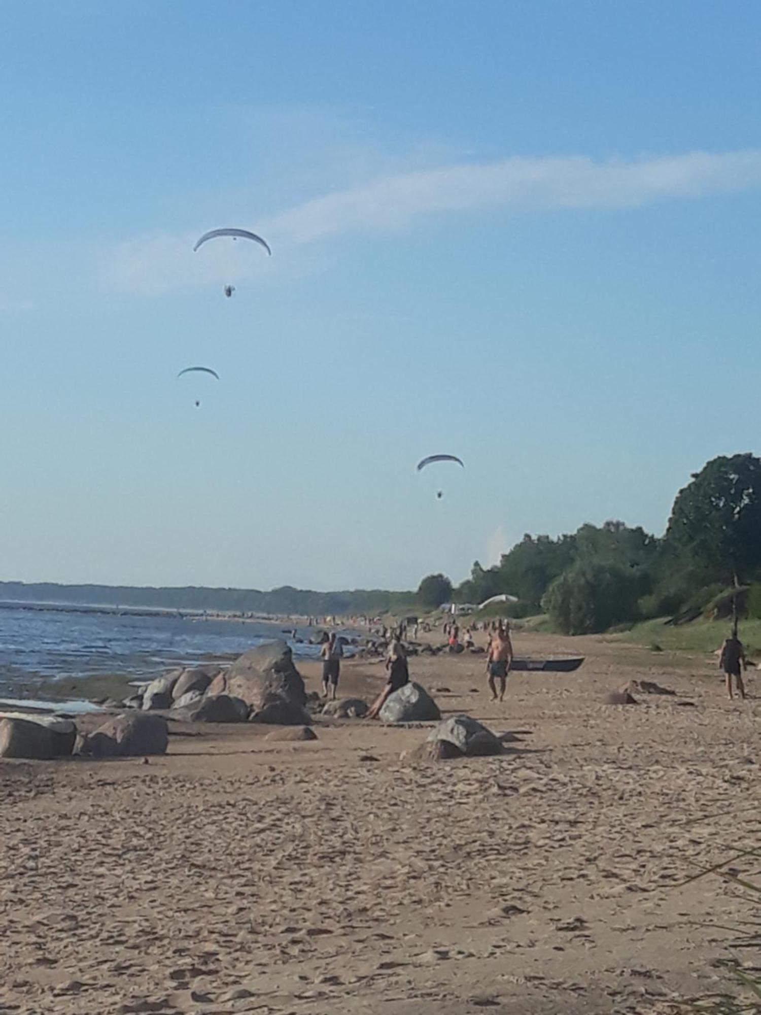 Hotel Viesu Nams Juras Bura Tūja Esterno foto